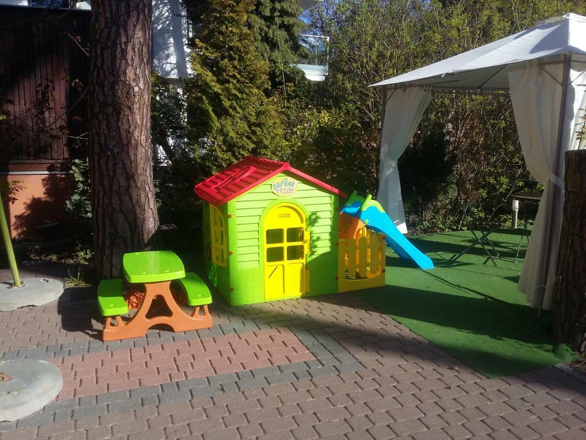 Floryda Jurata Bed & Breakfast Екстериор снимка